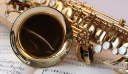 saxophone instrument music 546303
